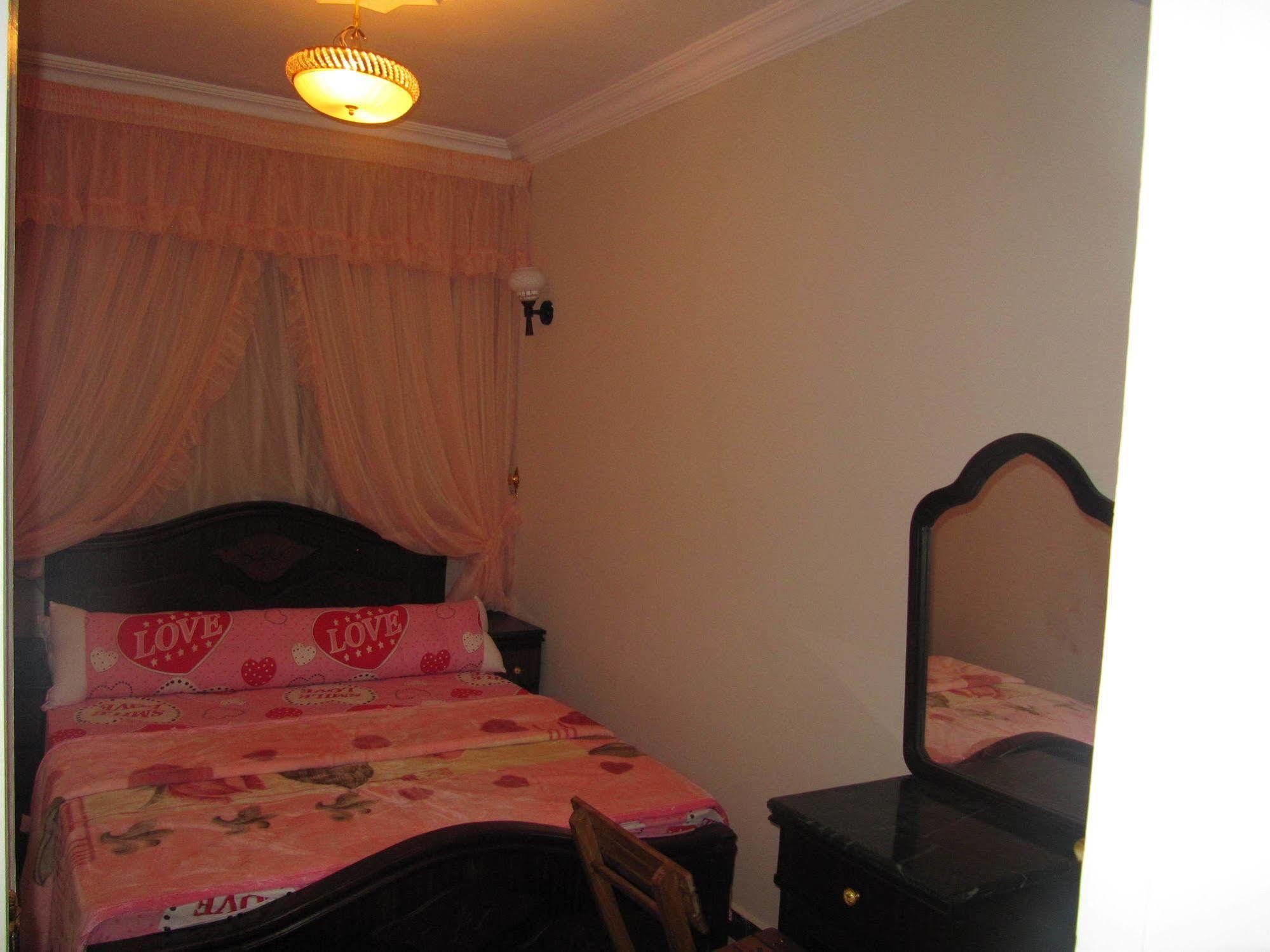 City Plaza Hostel Каир Экстерьер фото